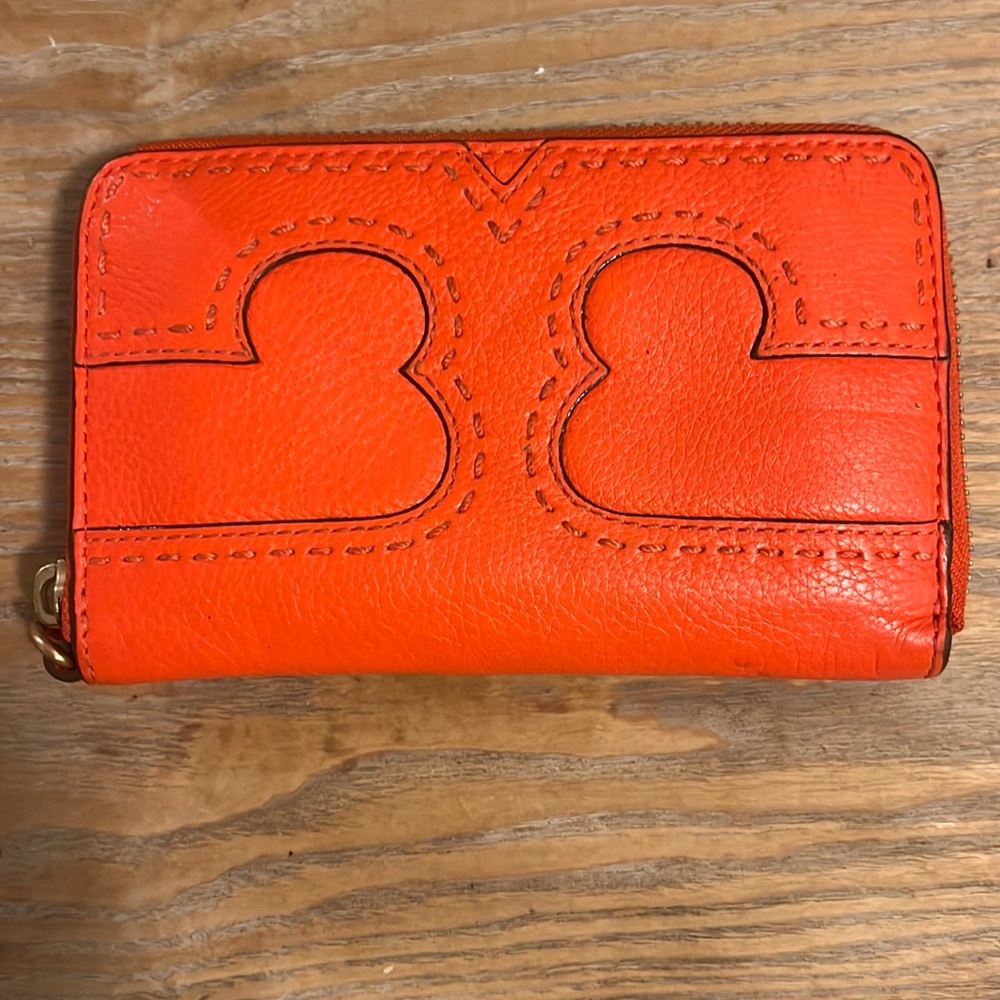 Small Tory Burch Wallet